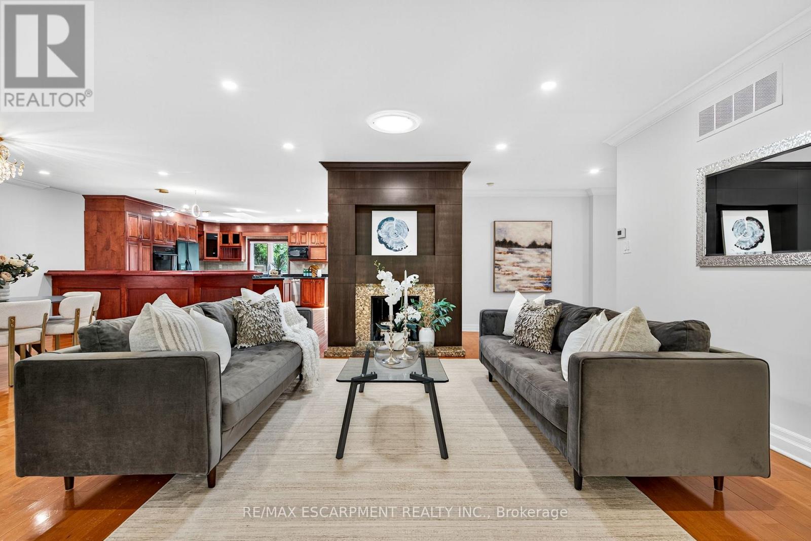 Photo 8 of 1262 Mississauga Road, Mississauga ON