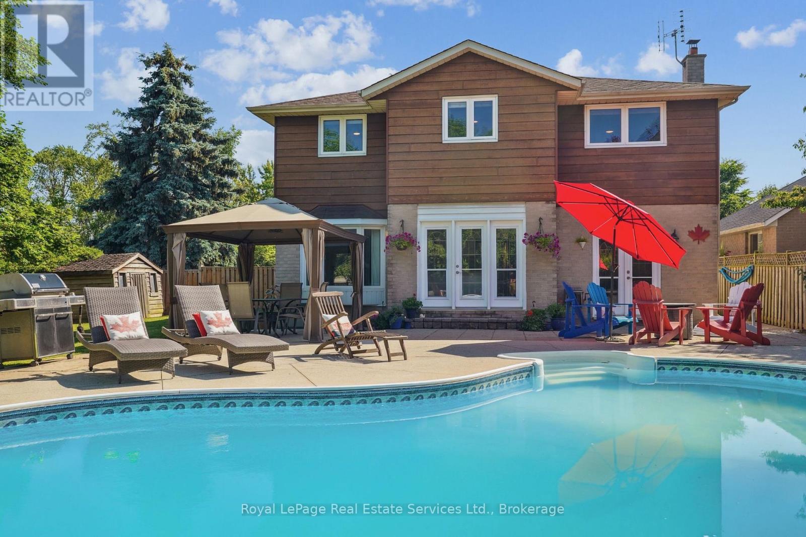 Photo 42 of 471 Deerhurst Drive, Burlington ON