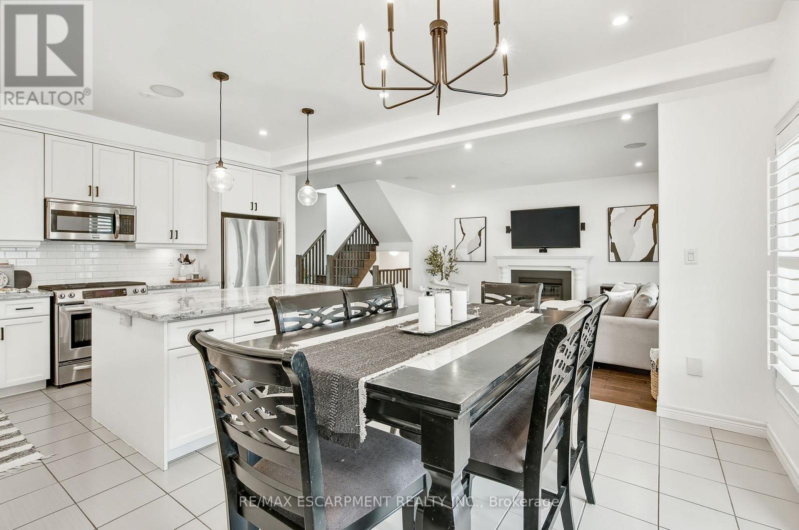 Photo 35 of 4884 Allan Court, Lincoln ON