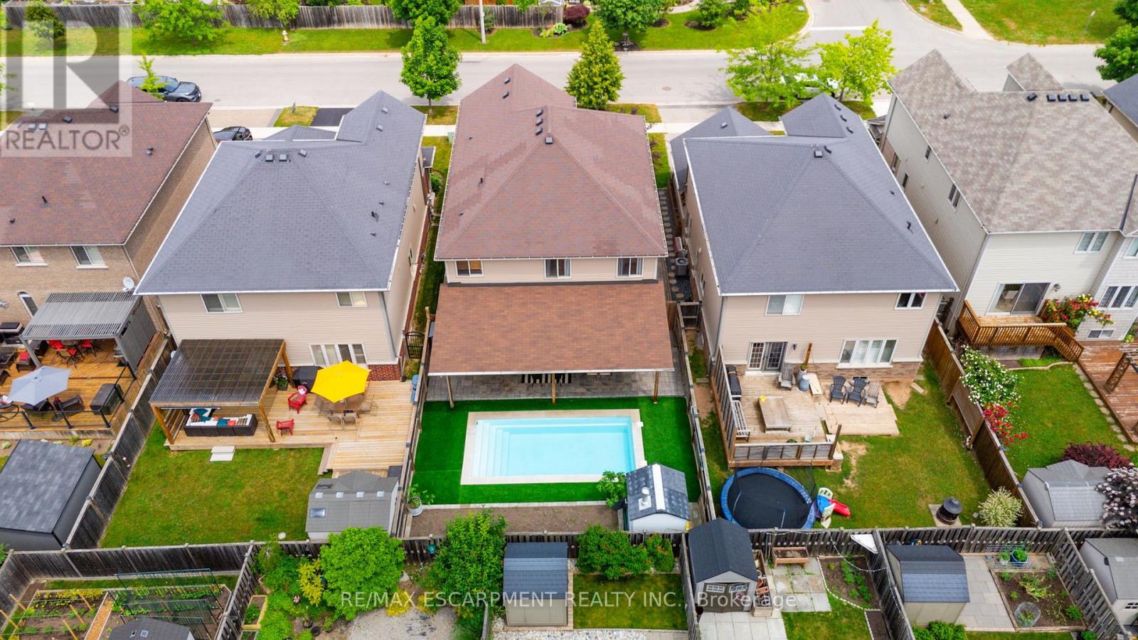 Photo 5 of 4884 Allan Court, Lincoln ON