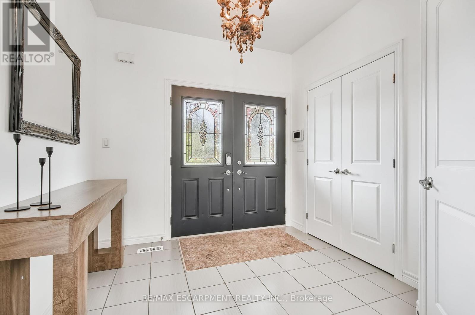 Photo 21 of 4884 Allan Court, Lincoln ON