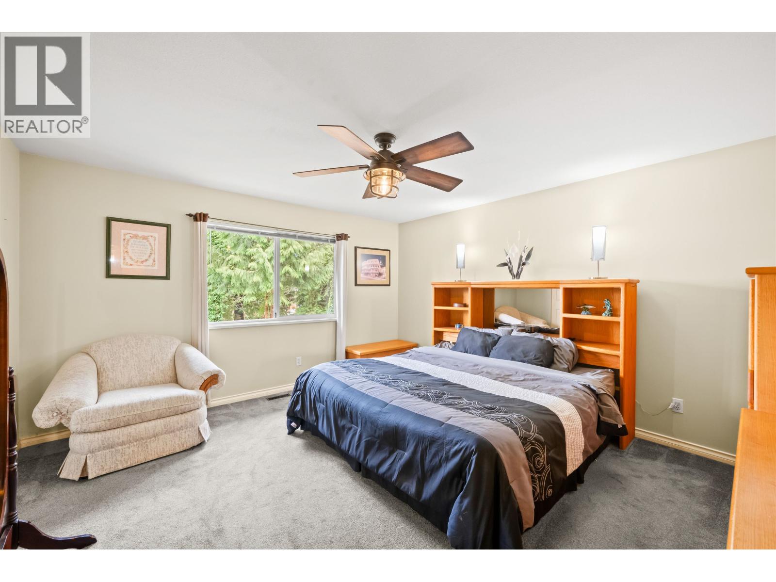 Photo 11 of 3302 Robson Drive, Coquitlam BC