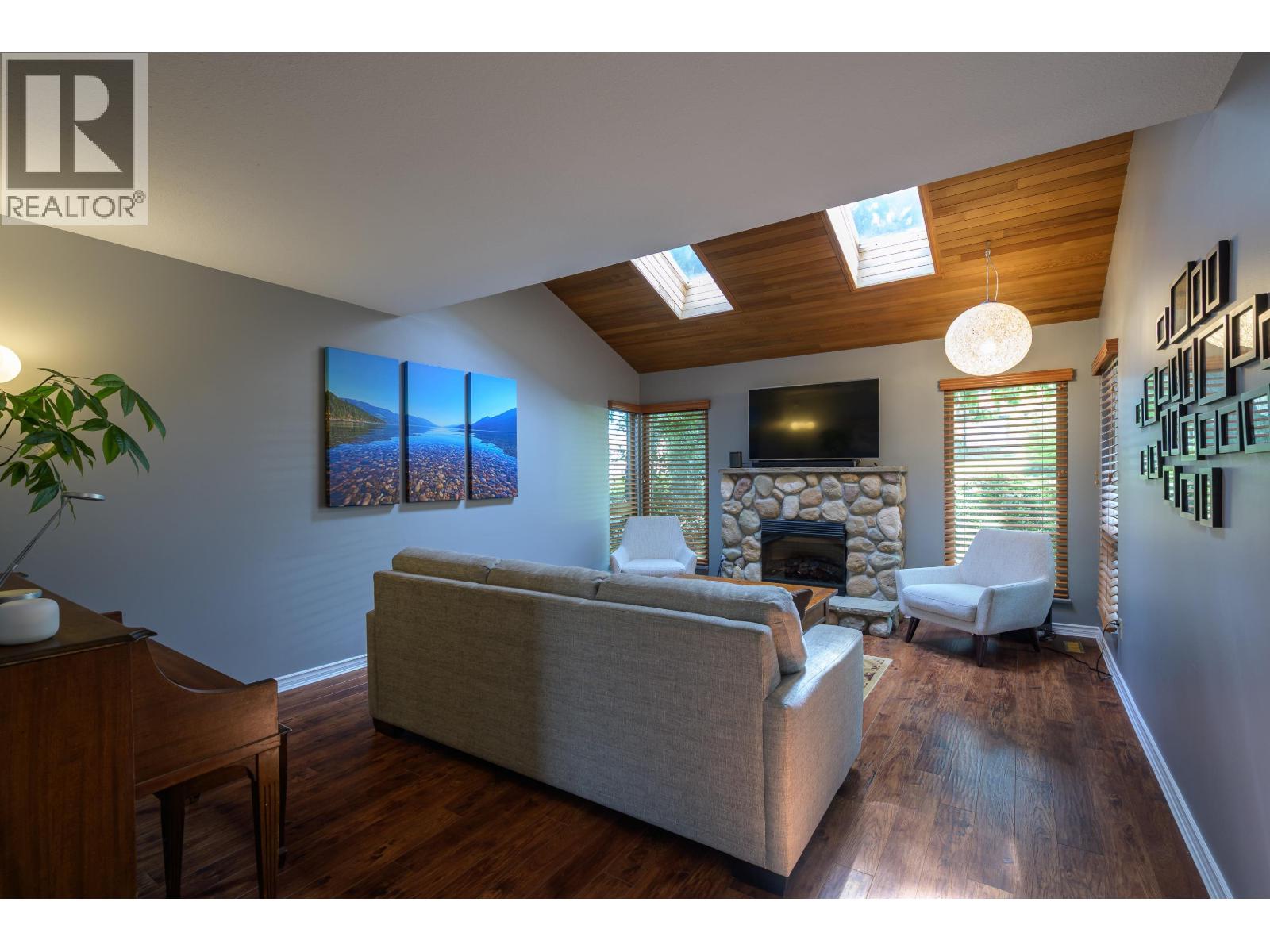 Photo 35 of 5627 Timbervalley Road, Delta BC