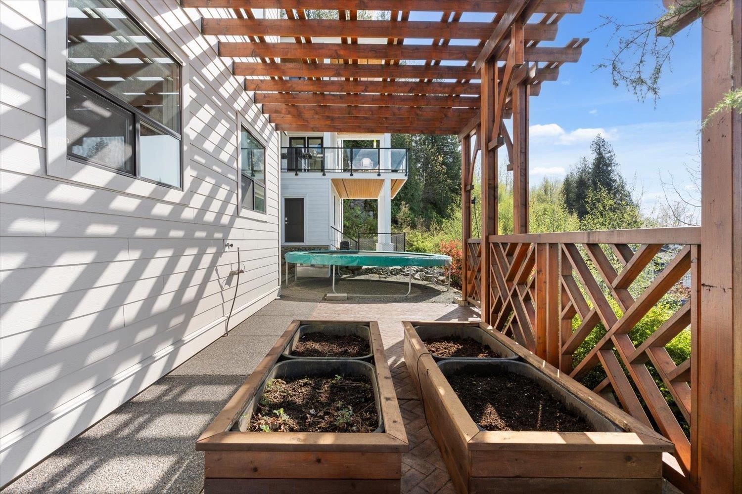 Photo 2 of 55 50778 Ledgestone Place Eastern Hillsides, Chilliwack BC