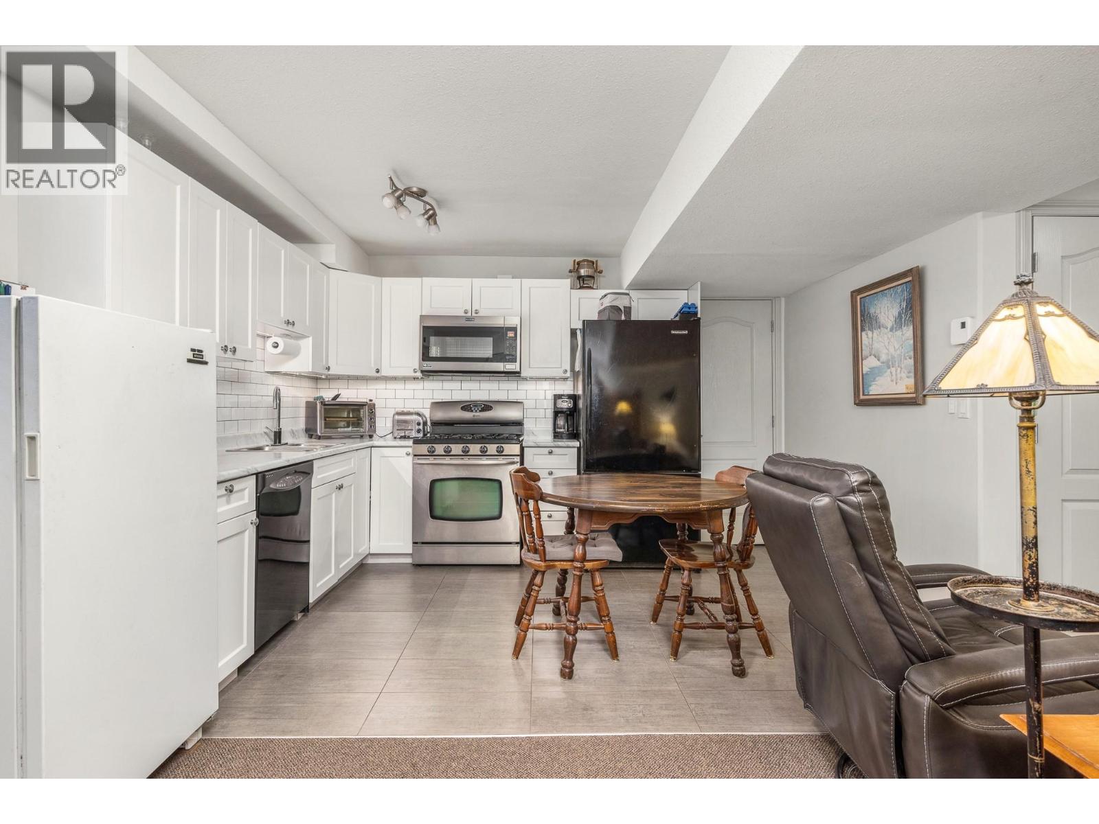 Photo 33 of 955 Mt Begbie Drive, Vernon BC