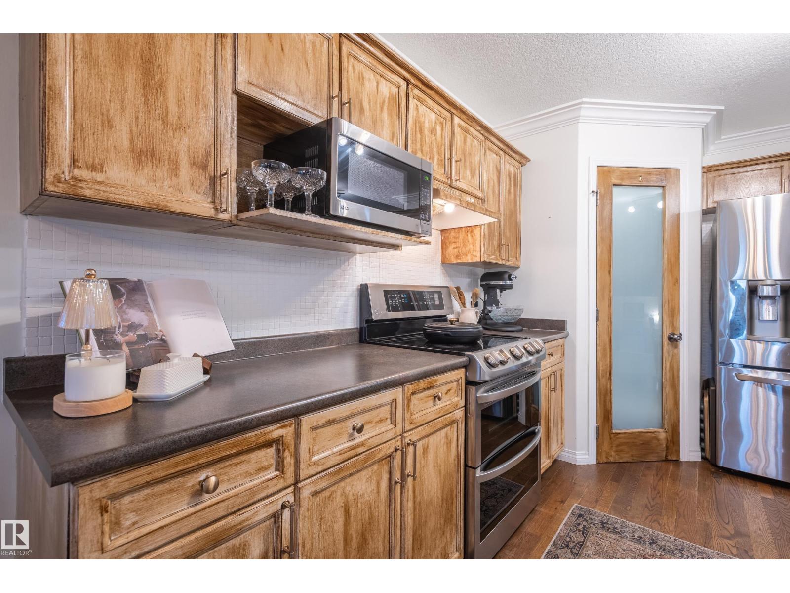 Photo 21 of 37 Grayridge Cr, Stony Plain AB