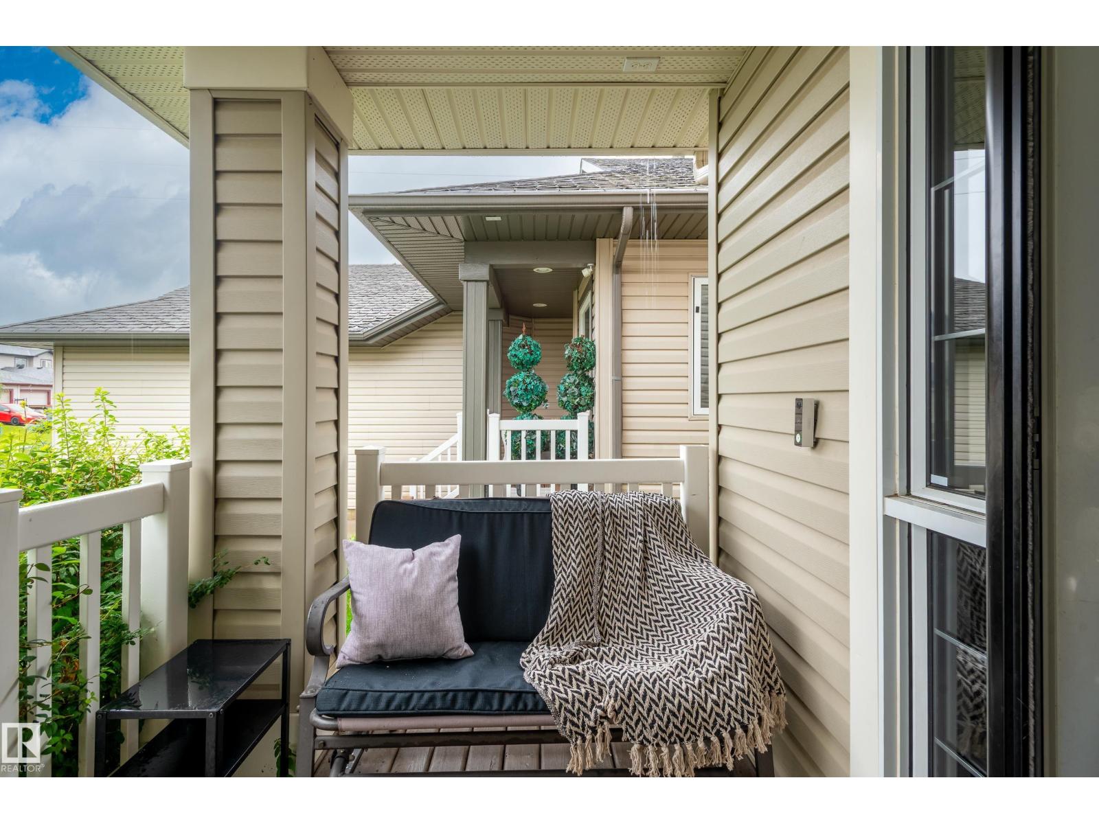 Photo 4 of 37 Grayridge Cr, Stony Plain AB