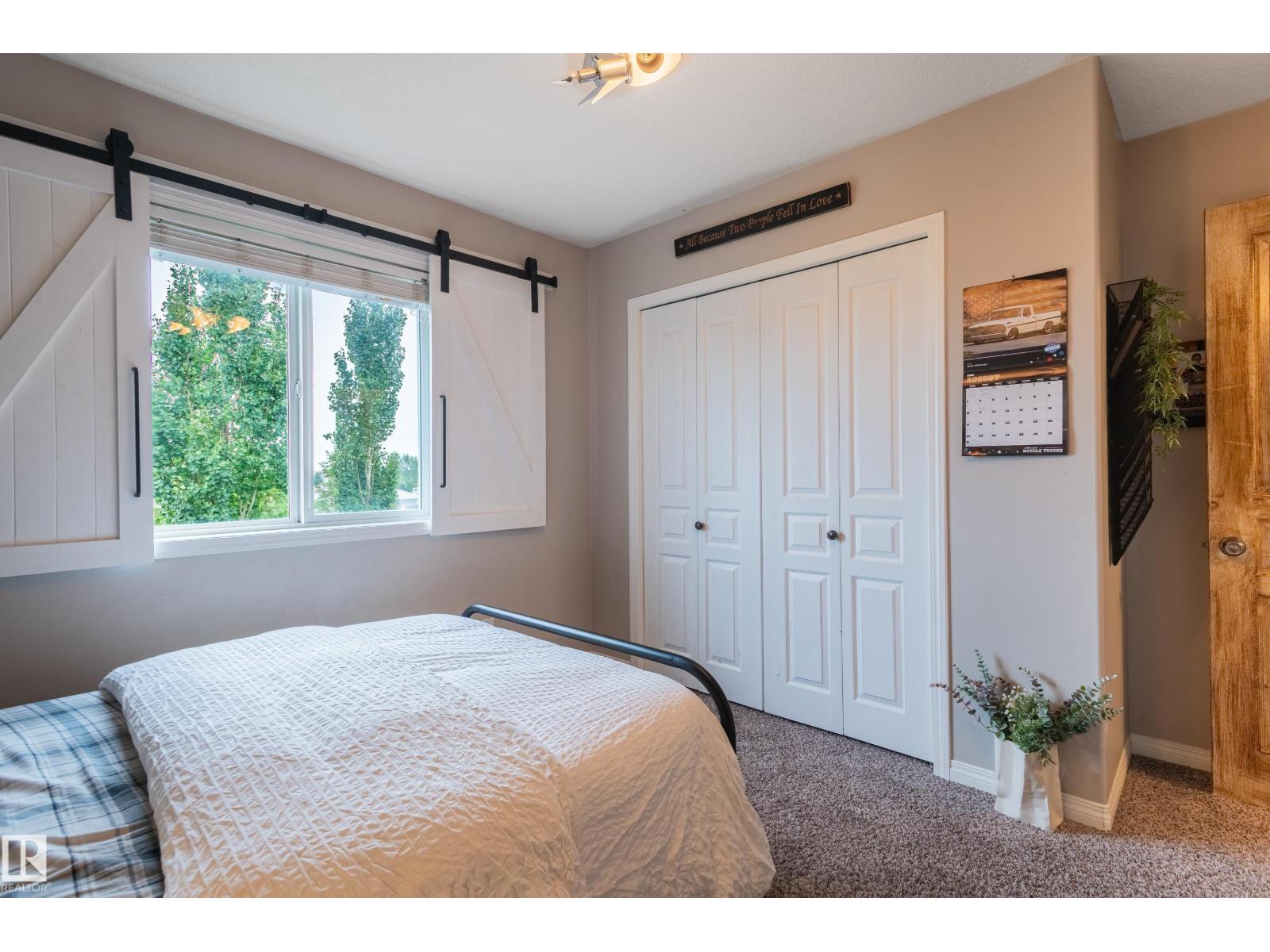 Photo 40 of 37 Grayridge Cr, Stony Plain AB