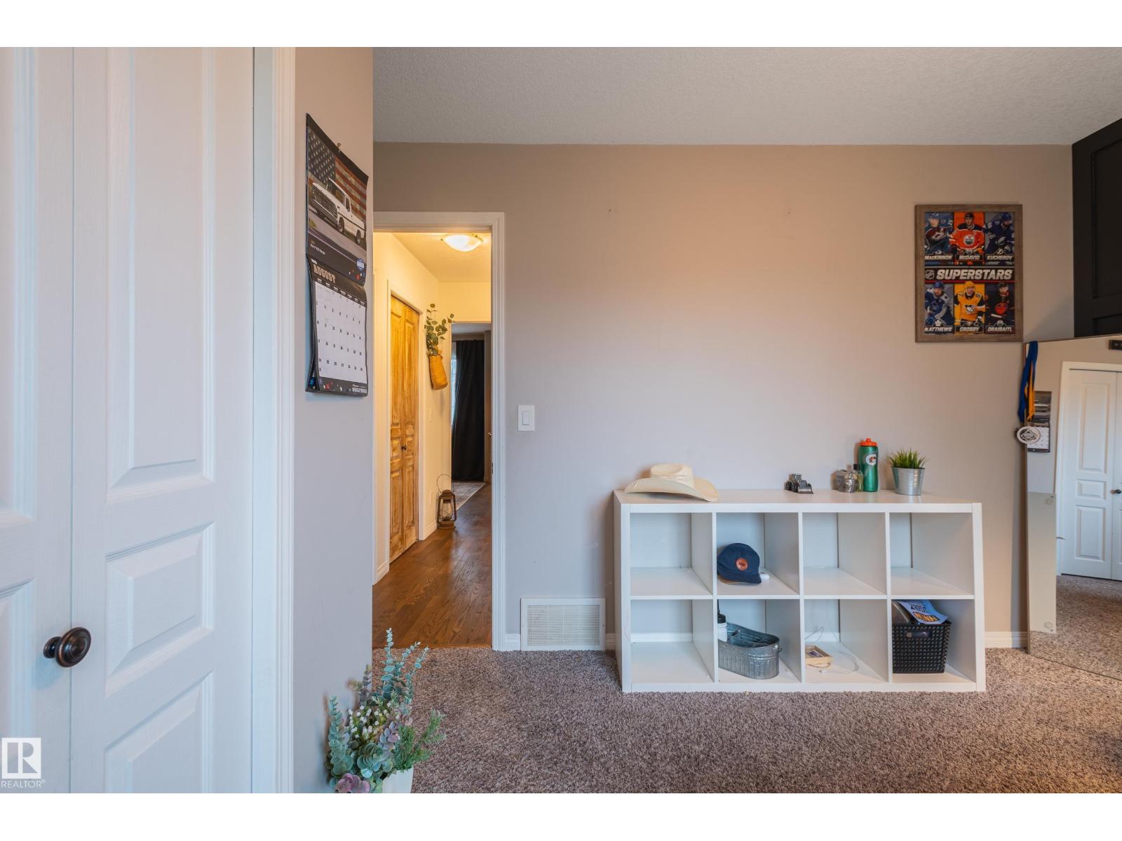 Photo 41 of 37 Grayridge Cr, Stony Plain AB