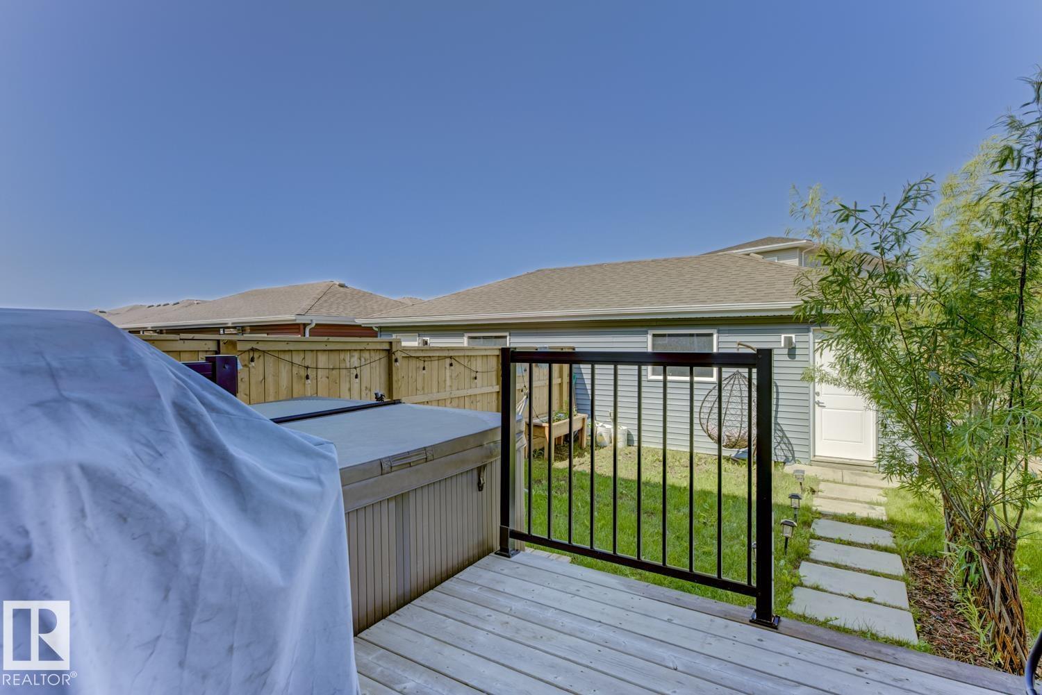 Photo 40 of 2150 Maple Rd Nw, Edmonton AB