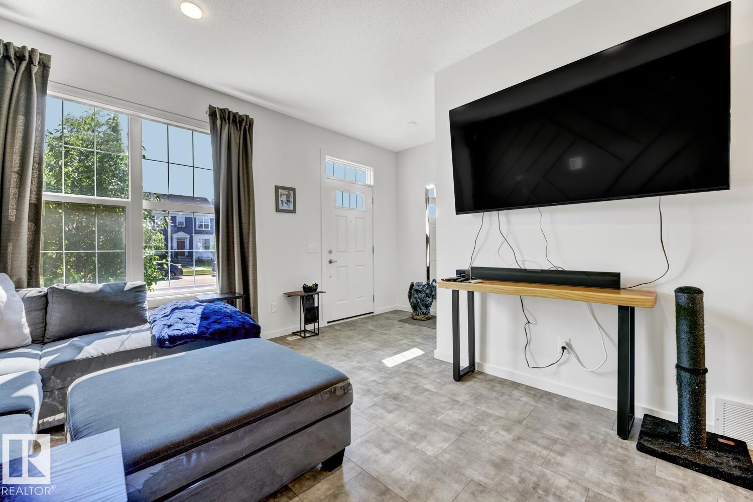 Photo 44 of 2150 Maple Rd Nw, Edmonton AB