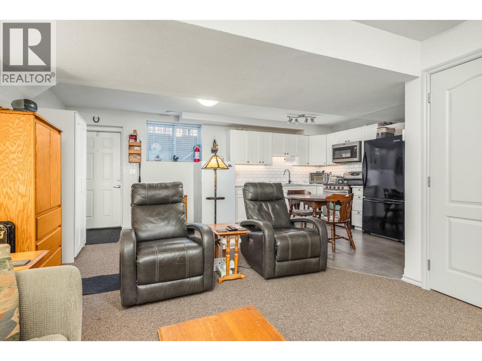 Photo 32 of 955 Mt Begbie Drive, Vernon BC