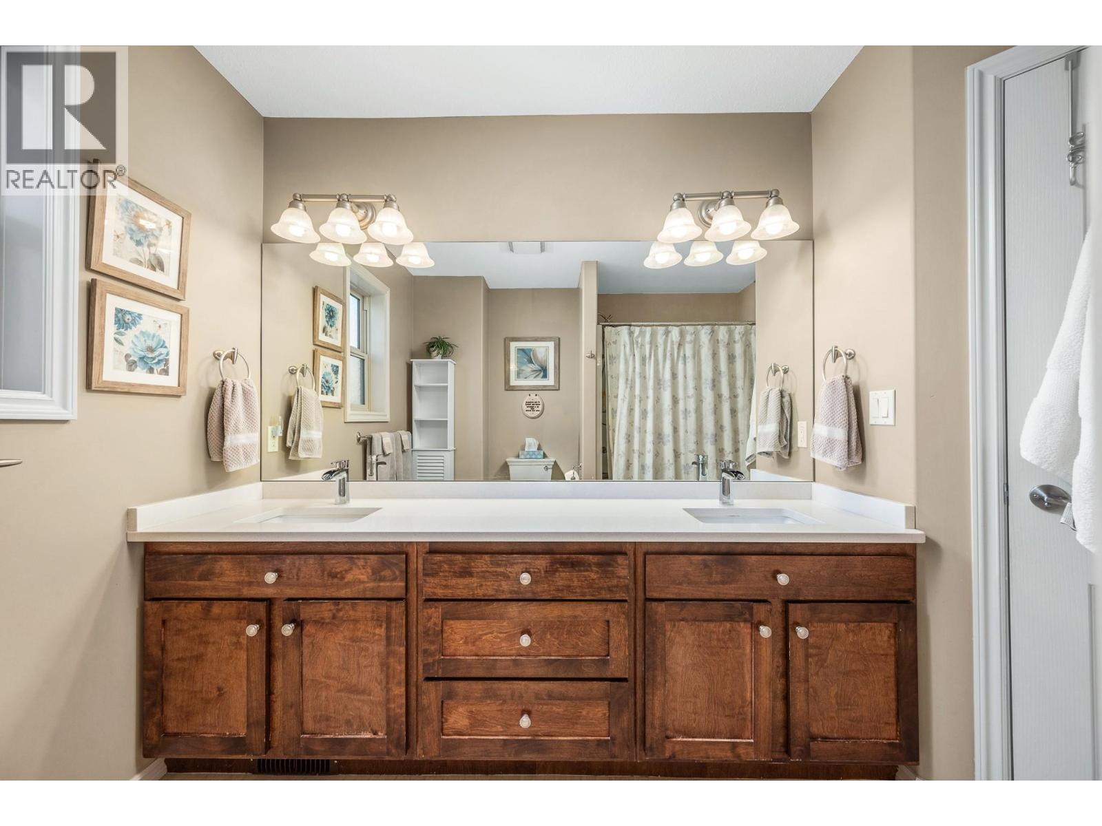 Photo 20 of 955 Mt Begbie Drive, Vernon BC