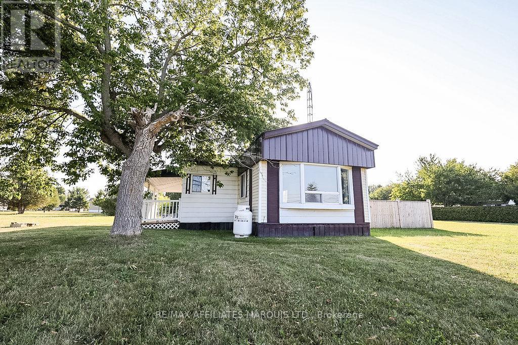 Photo 5 of 3813 Joann Street, North Glengarry ON