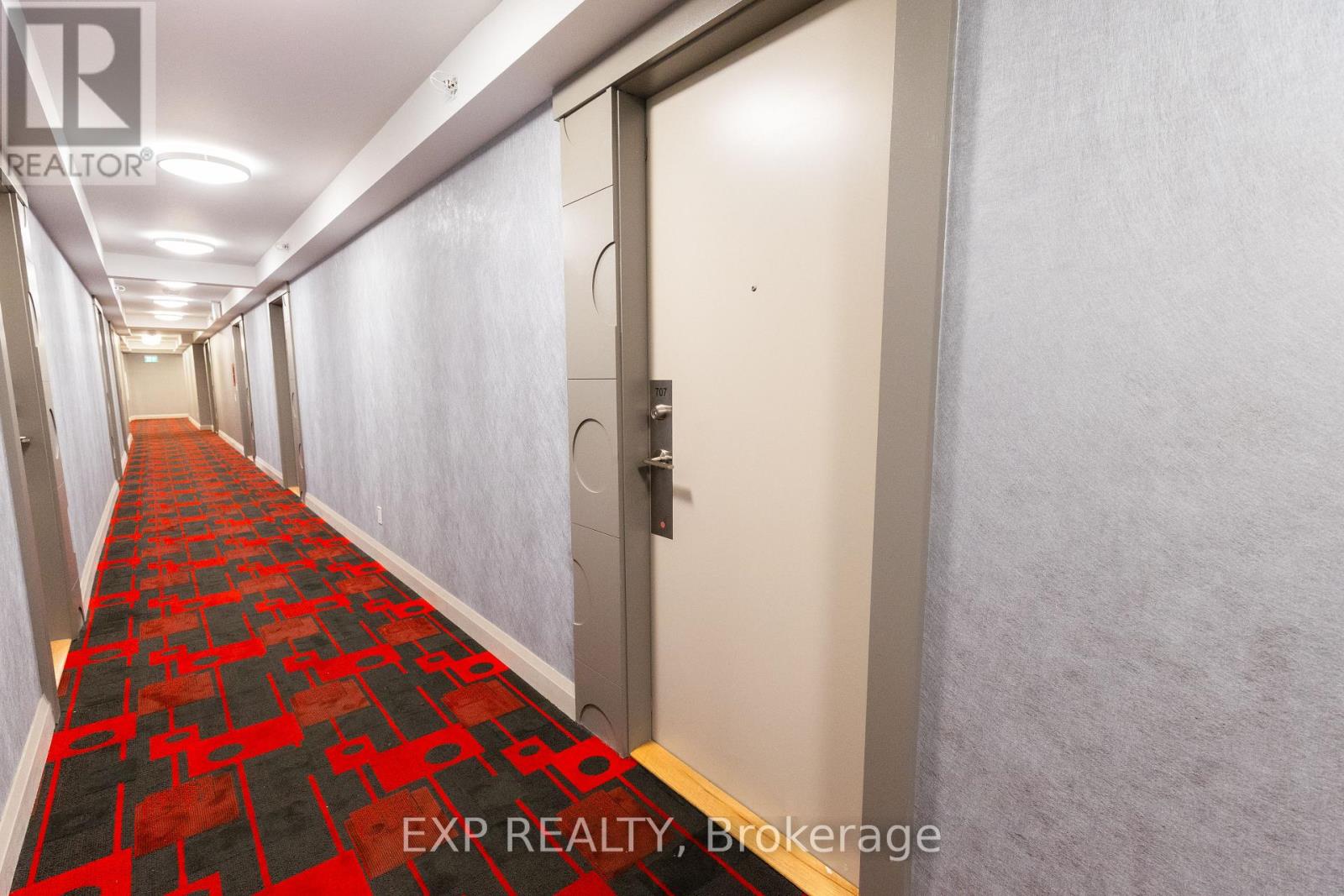 Photo 3 of 707 30 Meadowglen Place, Toronto ON