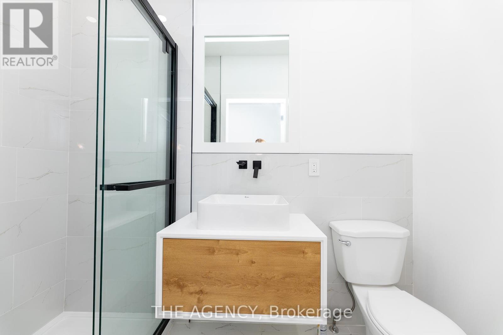 Photo 14 of B 428 Woodfield Road, Toronto ON