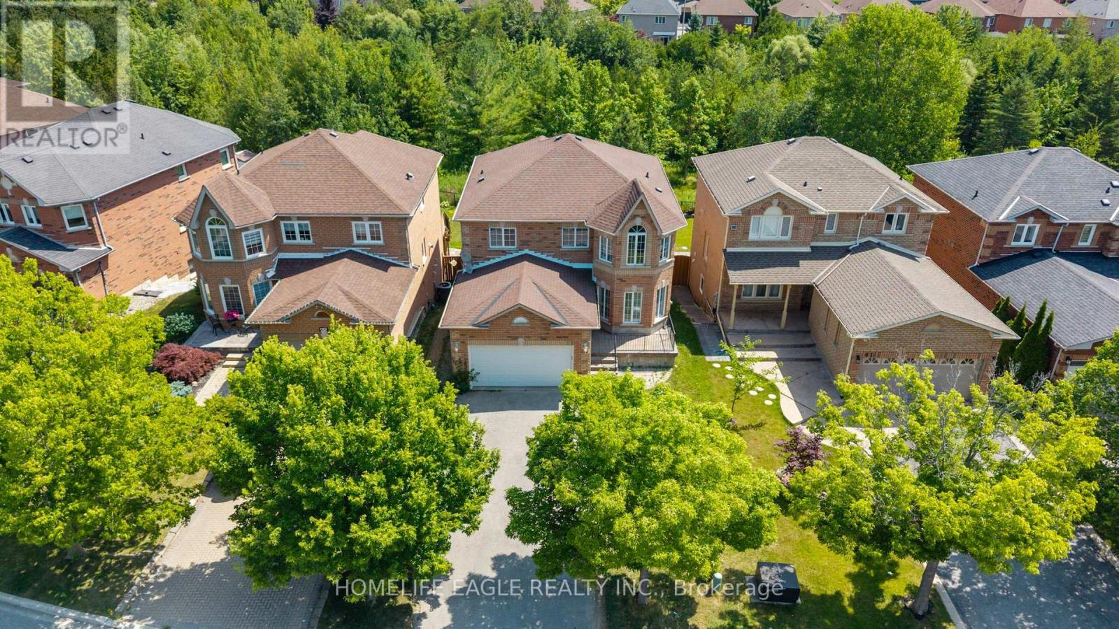Photo 6 of 63 Raintree Crescent, Richmond Hill ON