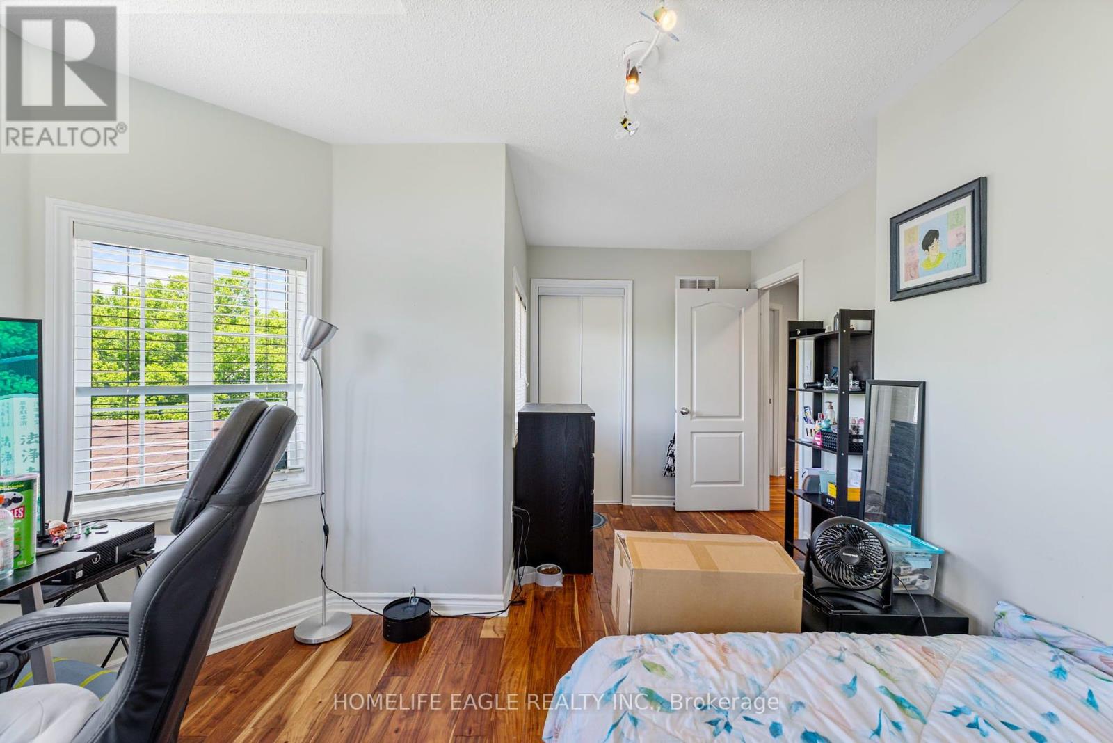 Photo 1 of 63 Raintree Crescent, Richmond Hill ON