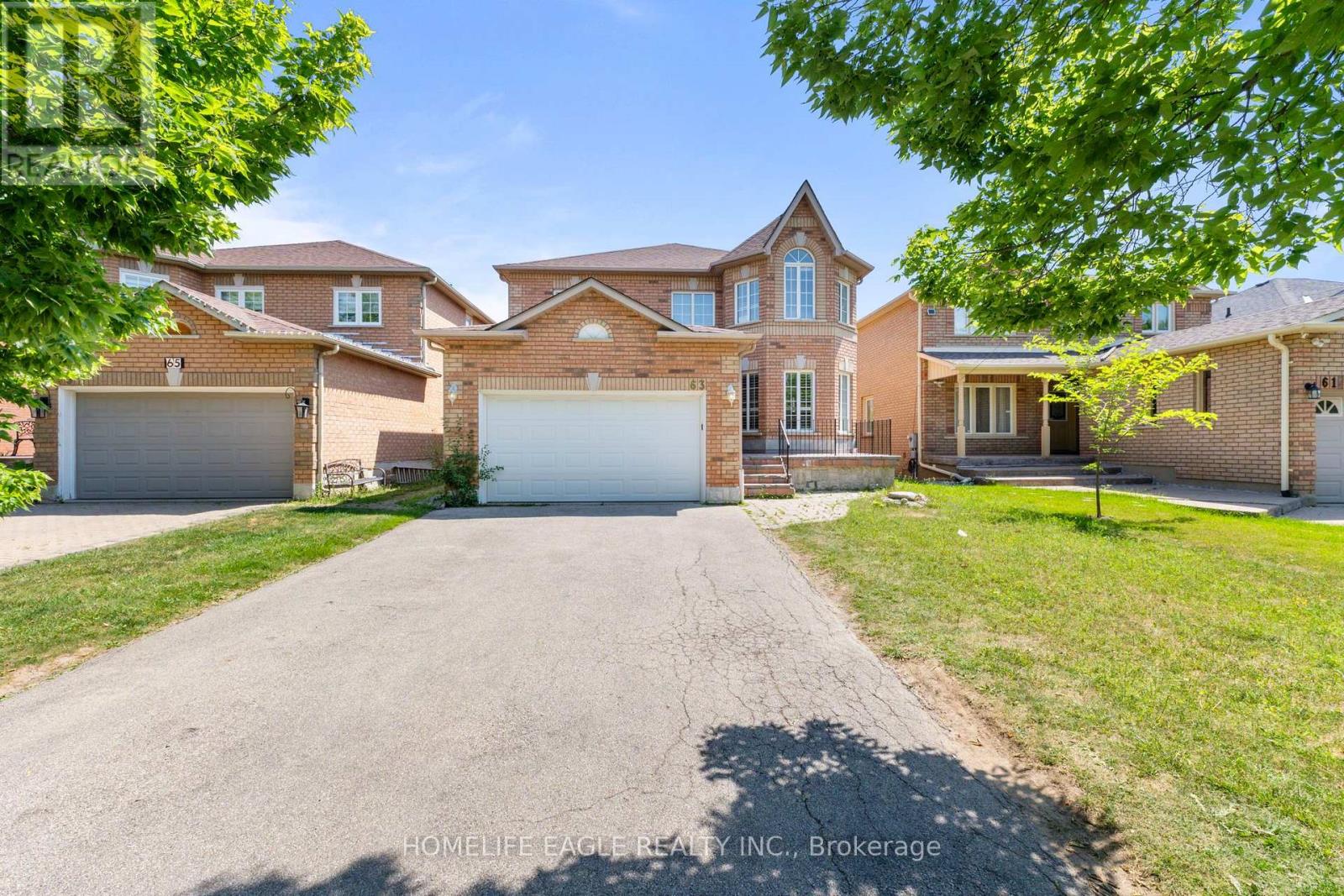 Photo 13 of 63 Raintree Crescent, Richmond Hill ON
