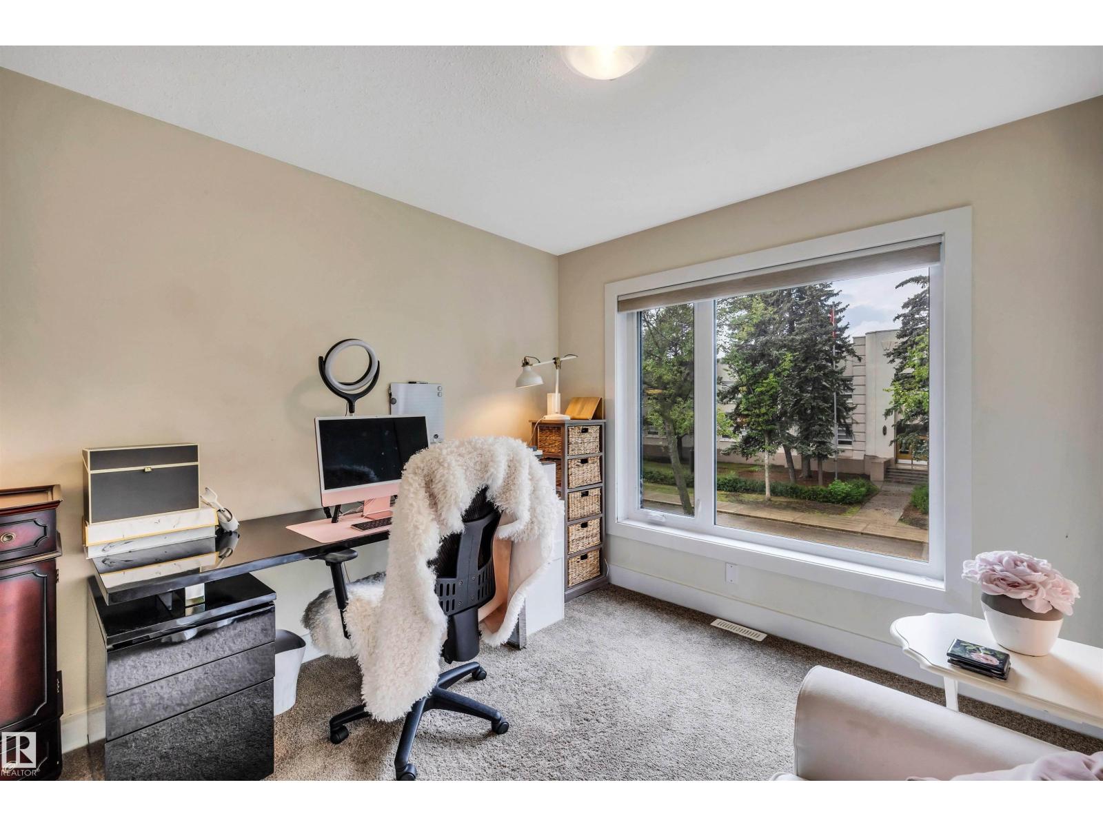 Photo 30 of 10925 127 St Nw, Edmonton AB