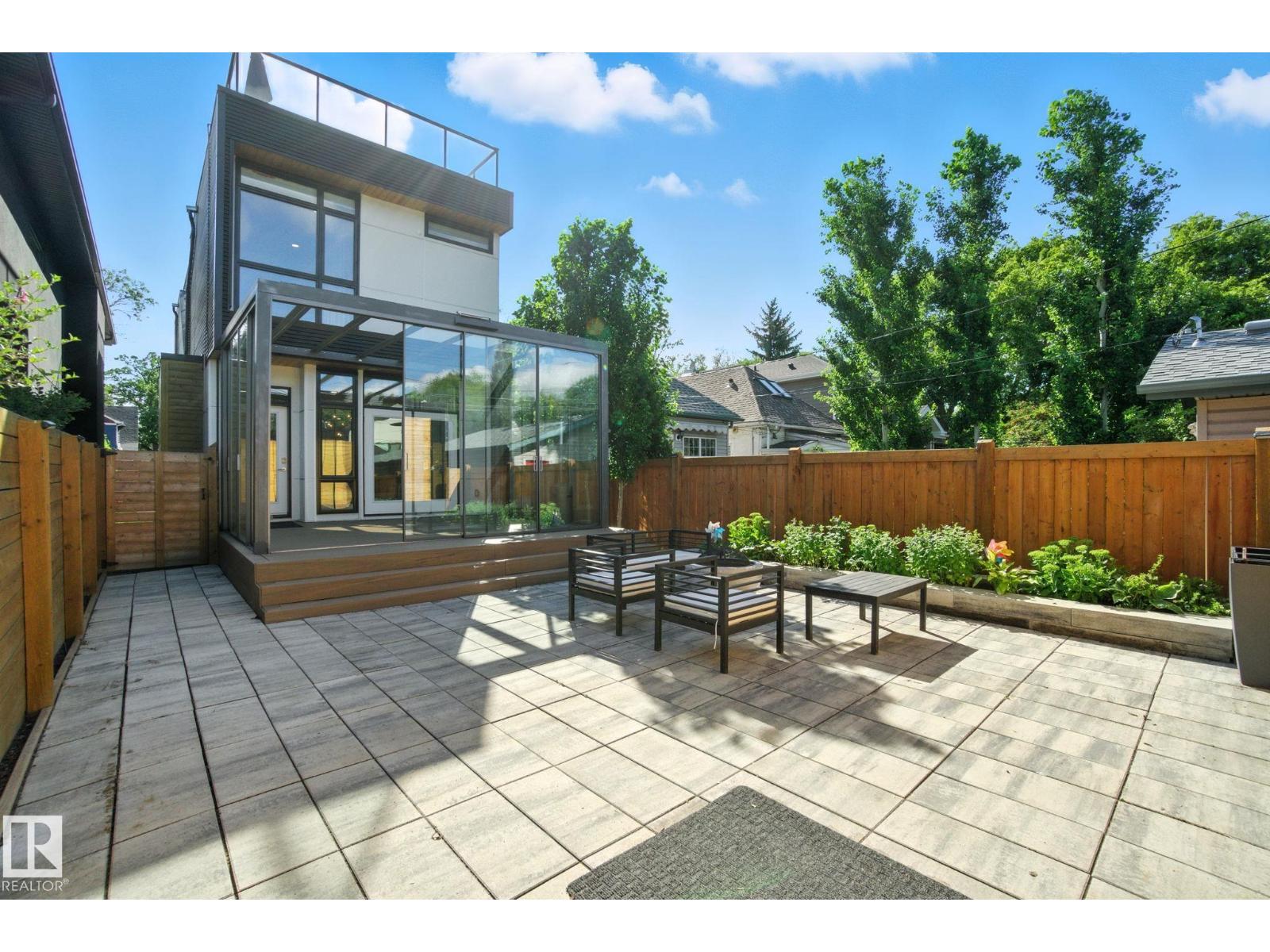 Photo 59 of 10626 127 St Nw, Edmonton AB