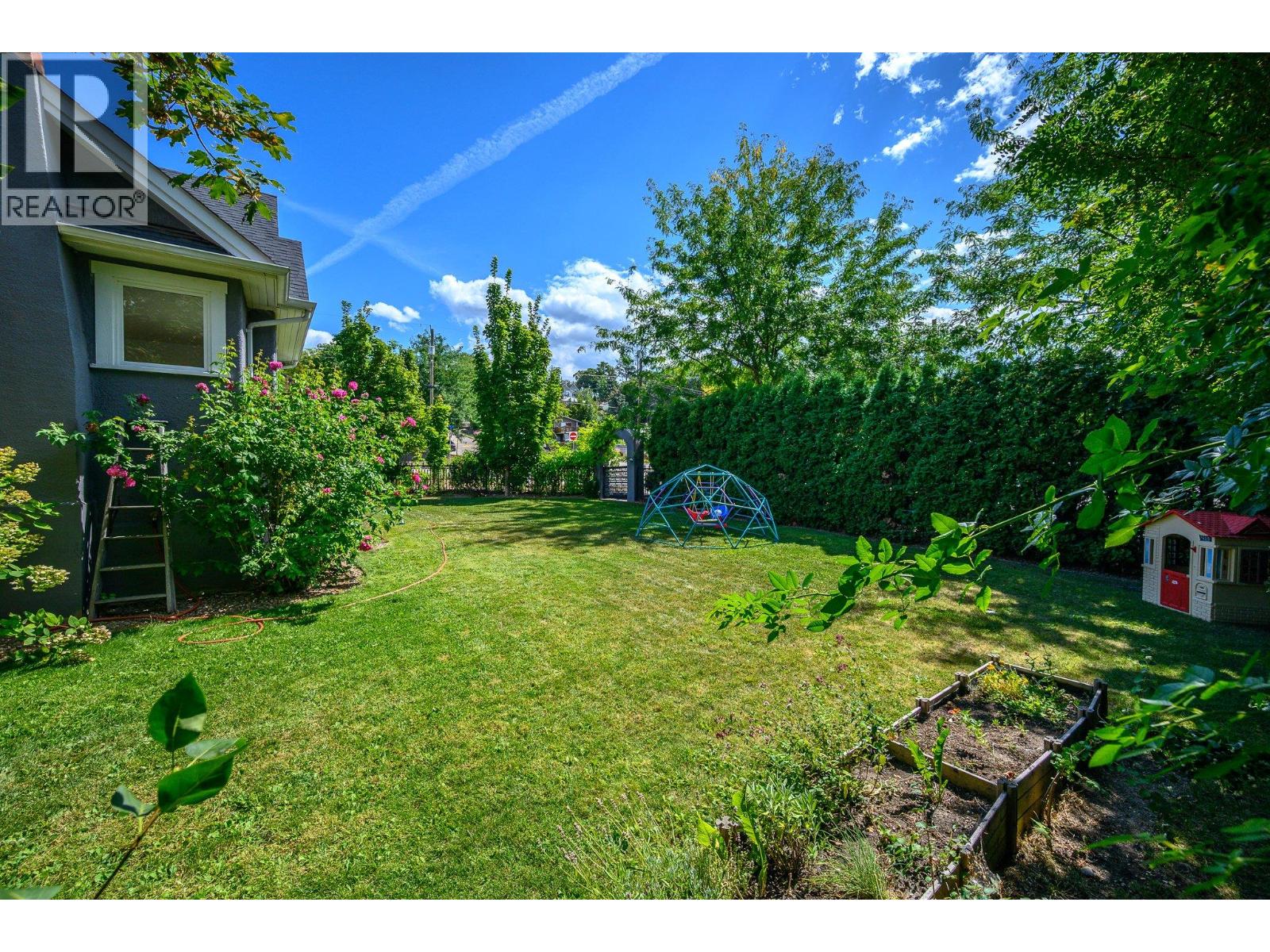 Photo 32 of 2501 30 Avenue, Vernon BC