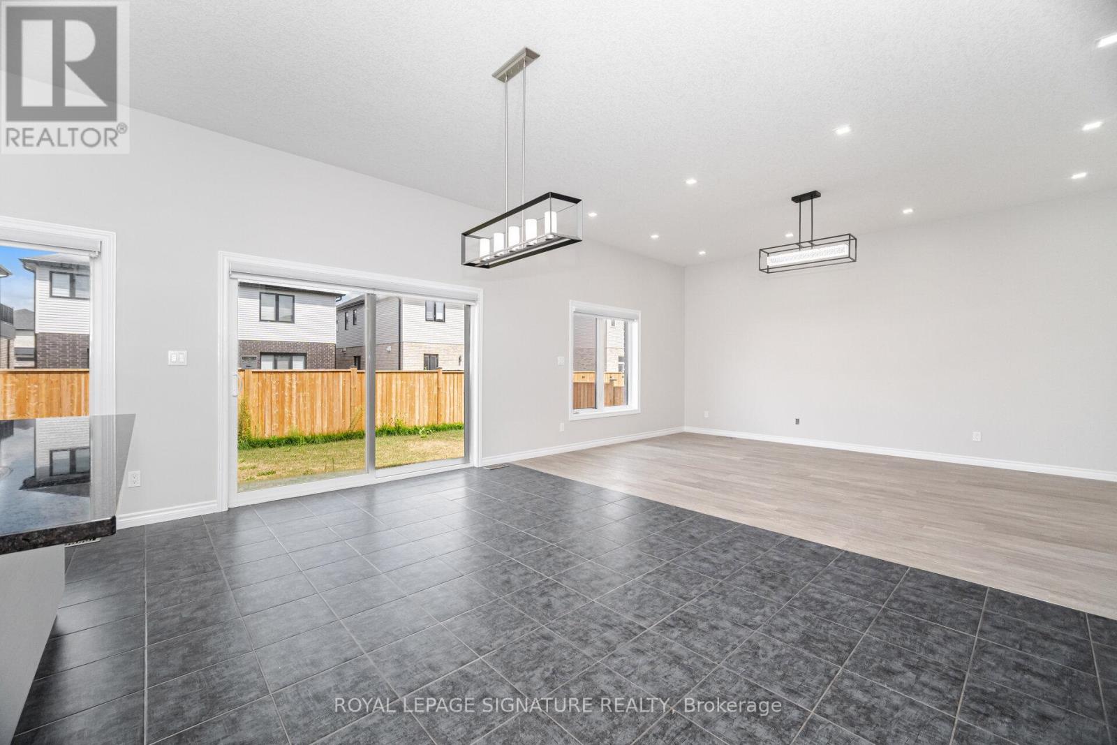 Photo 39 of 101 Sass Crescent, Brant ON