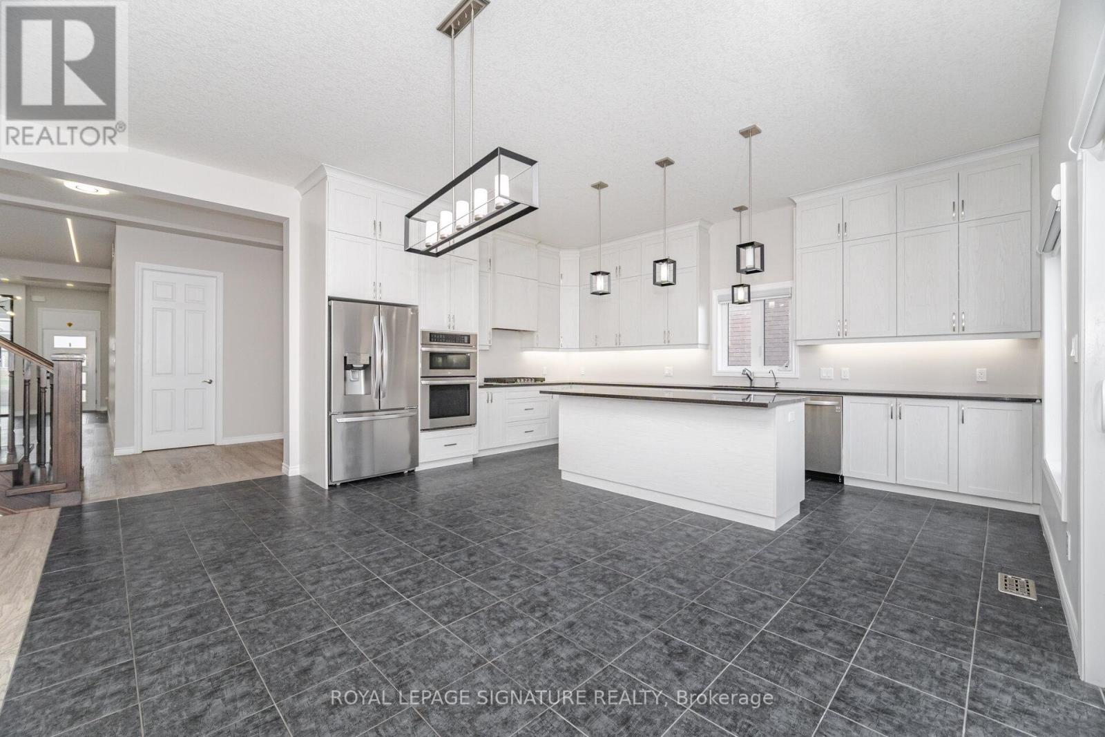 Photo 13 of 101 Sass Crescent, Brant ON