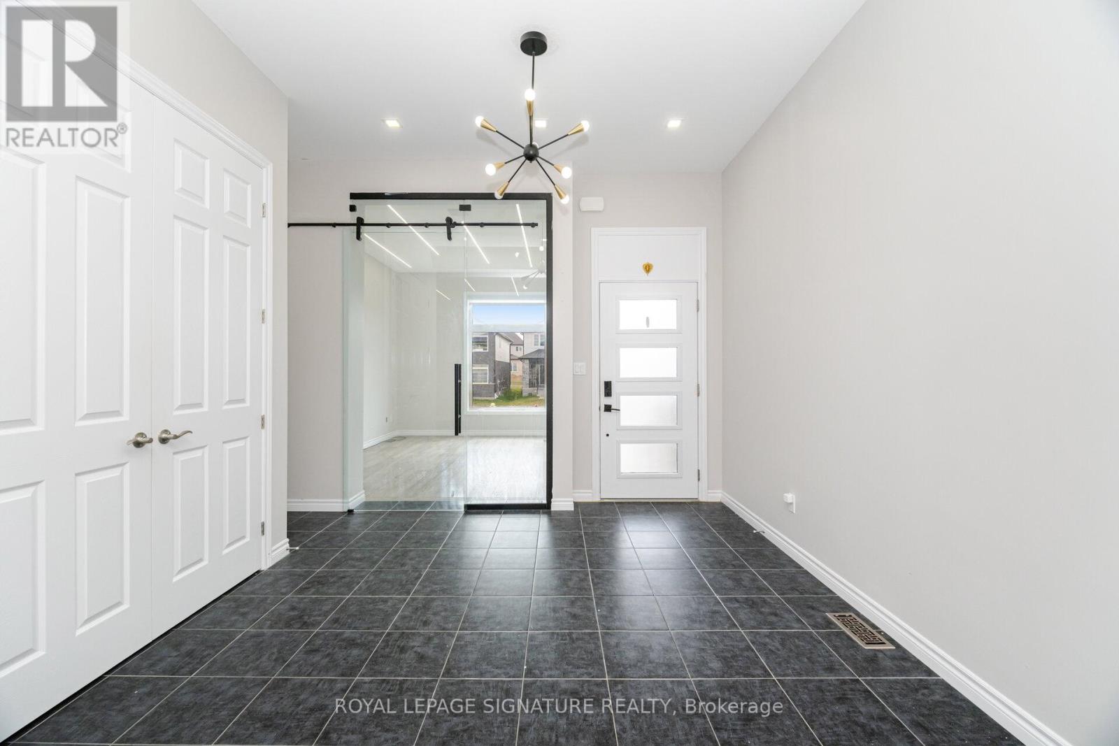 Photo 20 of 101 Sass Crescent, Brant ON