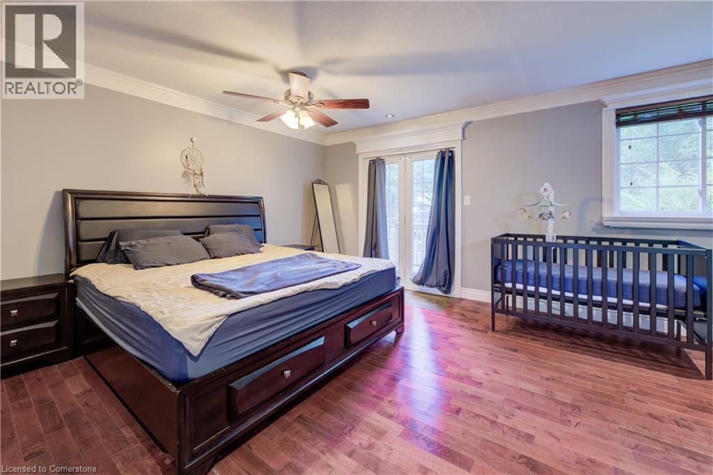 Photo 18 of 118 Dalegrove Drive, Kitchener ON