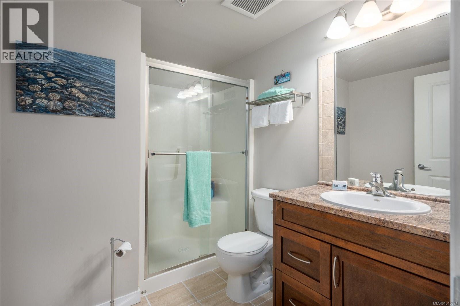 Photo 17 of 404 297 Hirst Ave W, Parksville BC