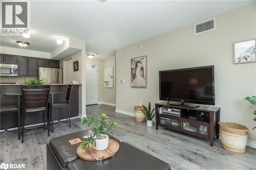 Photo 18 of 39 Coulter Street Unit 18, Barrie ON