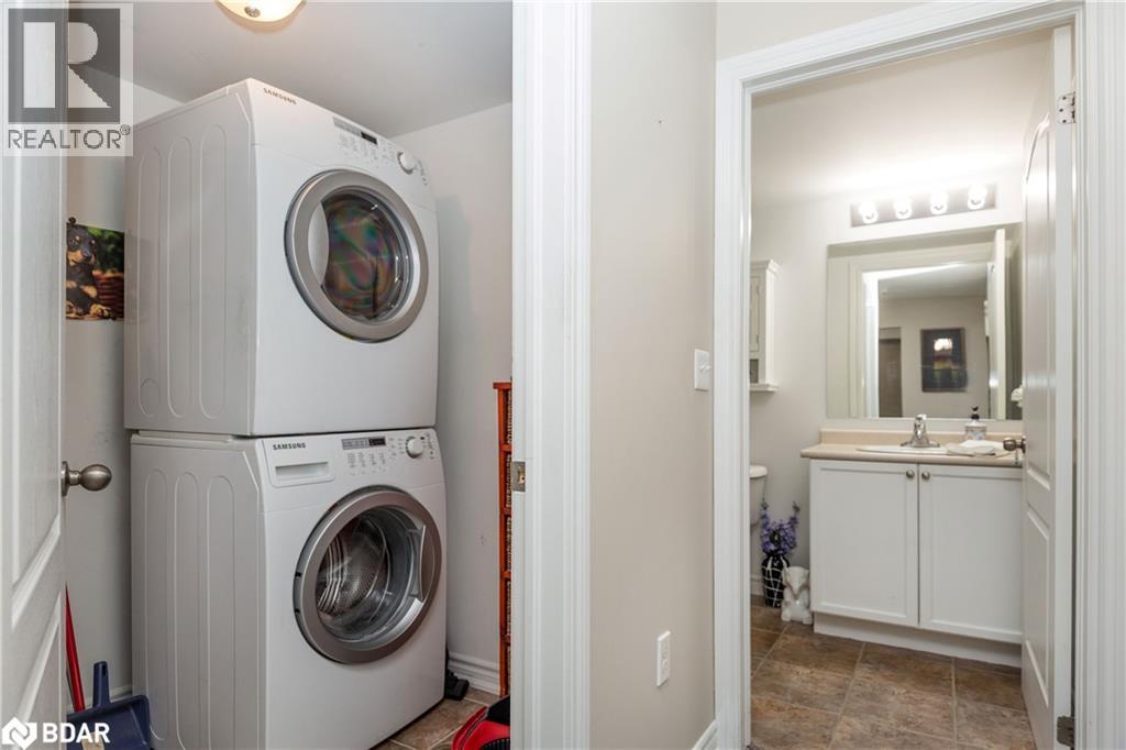 Photo 13 of 39 Coulter Street Unit 18, Barrie ON