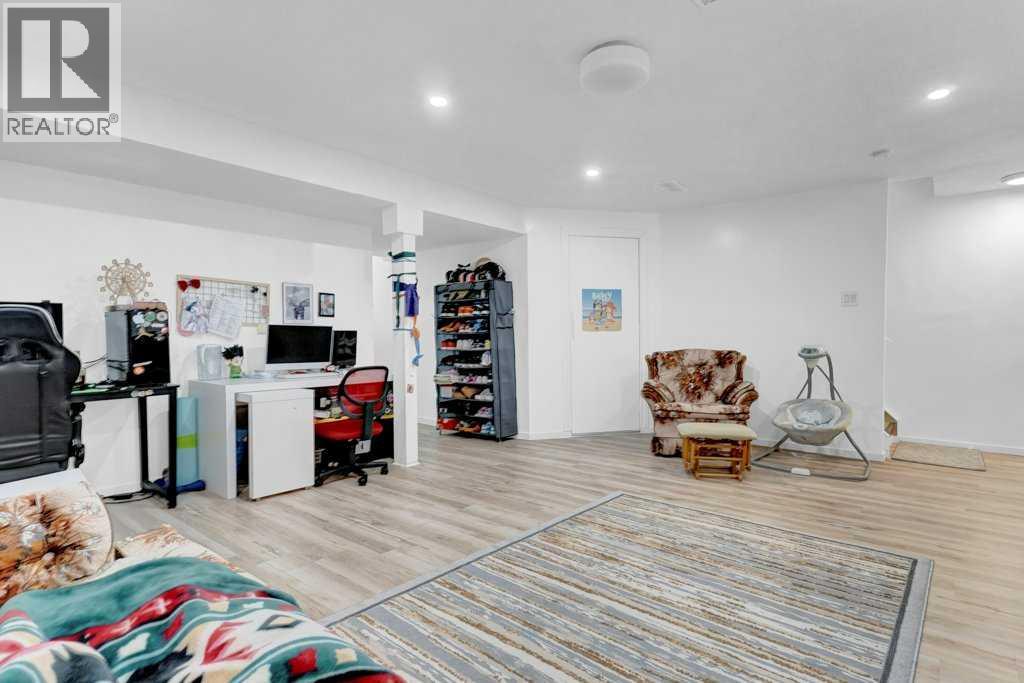 Single Family House for Sale in  Bridlewood Avenue SW Bridlewood Calgary 