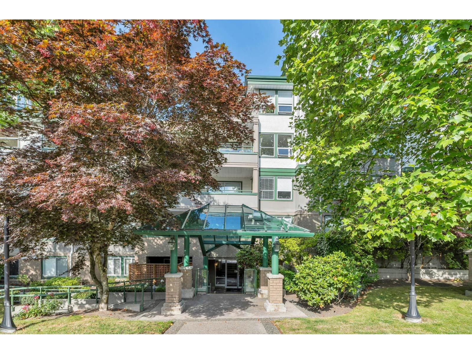 Photo 1 of 409 1575 Best Street, White Rock BC