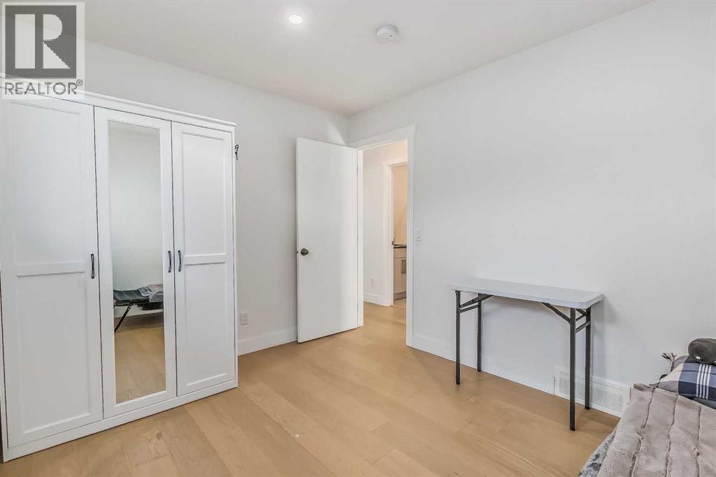 Single Family House Bungalow for Sale in  Beaconsfield Way NW Beddington Heights Calgary 