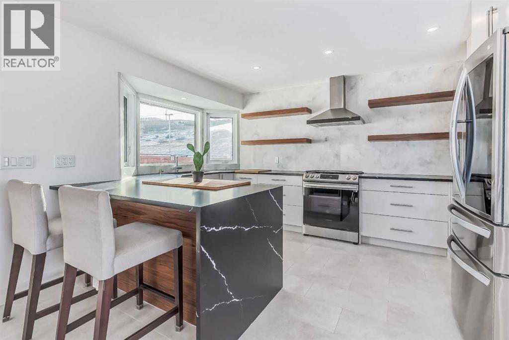 Single Family House Bungalow for Sale in  Beaconsfield Way NW Beddington Heights Calgary 