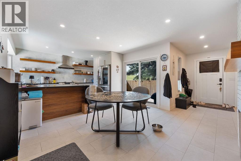 Single Family House Bungalow for Sale in  Beaconsfield Way NW Beddington Heights Calgary 