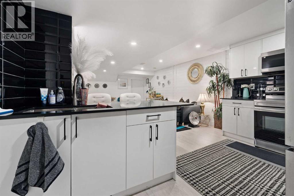 Single Family House Bungalow for Sale in  Beaconsfield Way NW Beddington Heights Calgary 