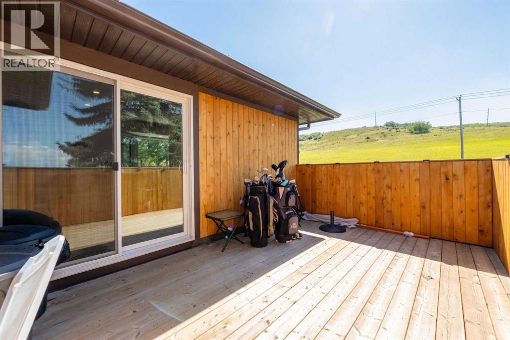 Single Family House Bungalow for Sale in  Beaconsfield Way NW Beddington Heights Calgary 
