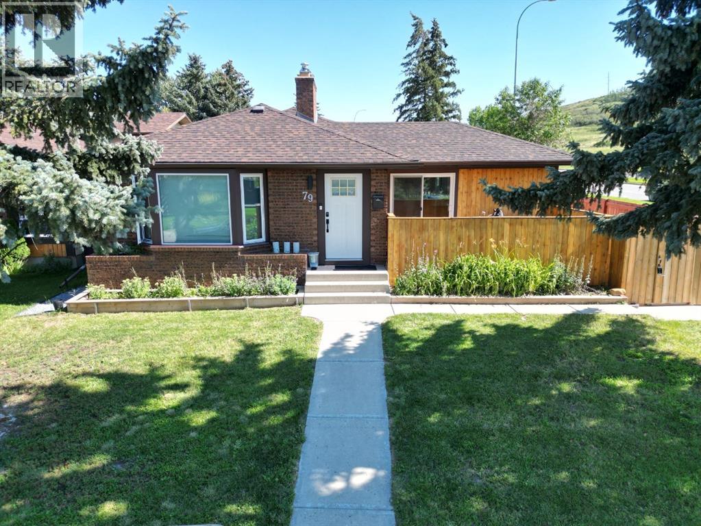 Single Family House Bungalow for Sale in  Beaconsfield Way NW Beddington Heights Calgary 
