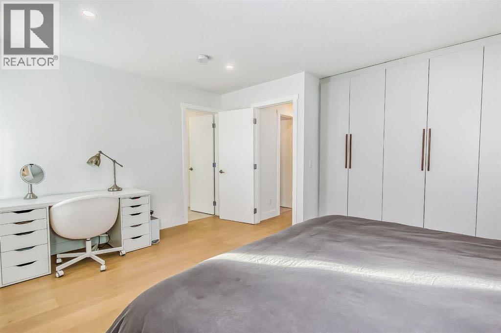Single Family House Bungalow for Sale in  Beaconsfield Way NW Beddington Heights Calgary 
