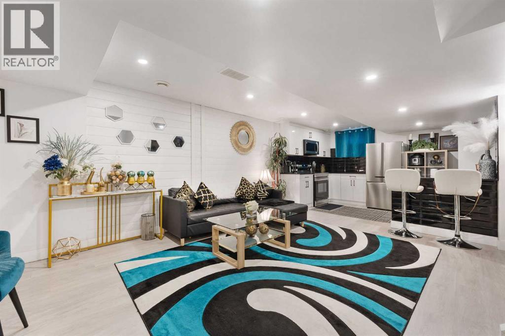 Single Family House Bungalow for Sale in  Beaconsfield Way NW Beddington Heights Calgary 