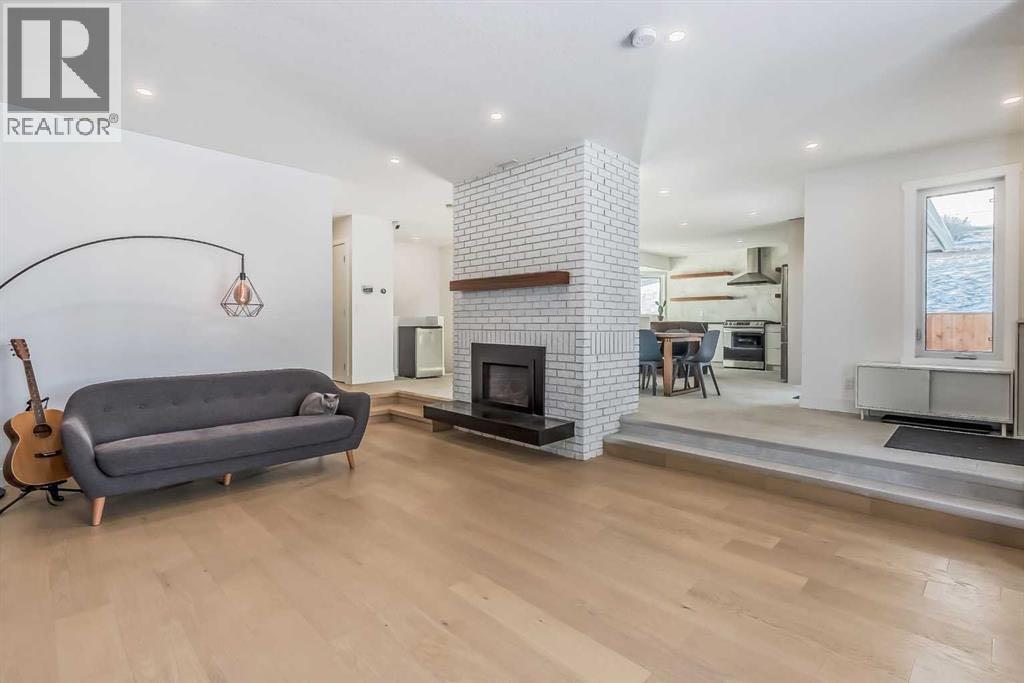 Single Family House Bungalow for Sale in  Beaconsfield Way NW Beddington Heights Calgary 