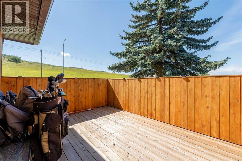 Single Family House Bungalow for Sale in  Beaconsfield Way NW Beddington Heights Calgary 