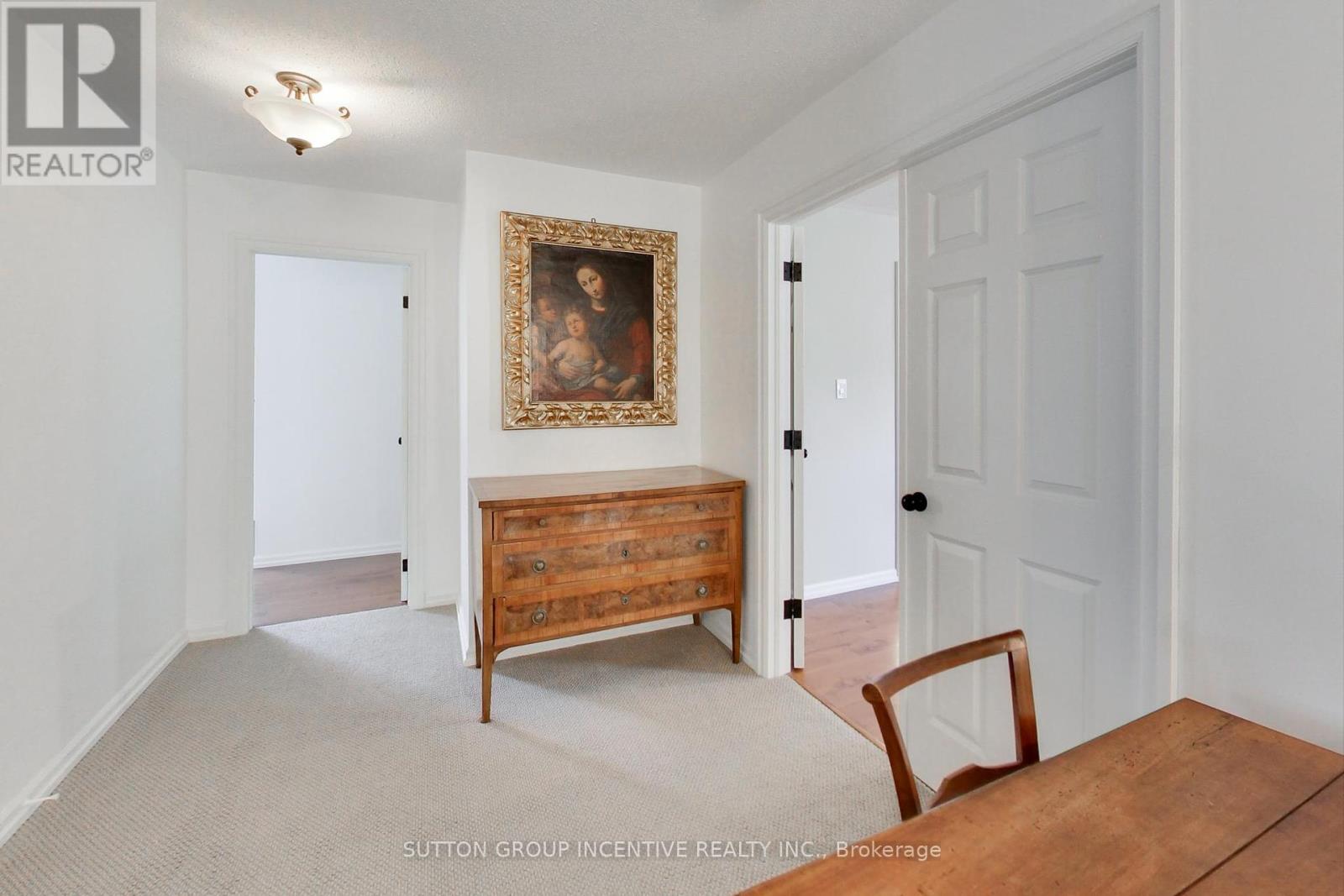 Photo 26 of 11 Safari Court, Brampton ON