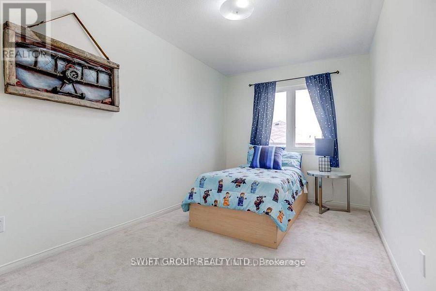 Photo 16 of 86 Checkerberry Crescent, Brampton ON