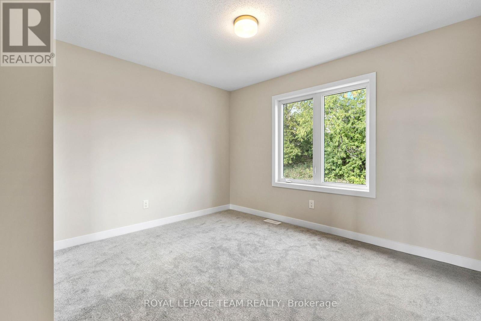 Photo 35 of 330 Falsetto Street, Ottawa ON