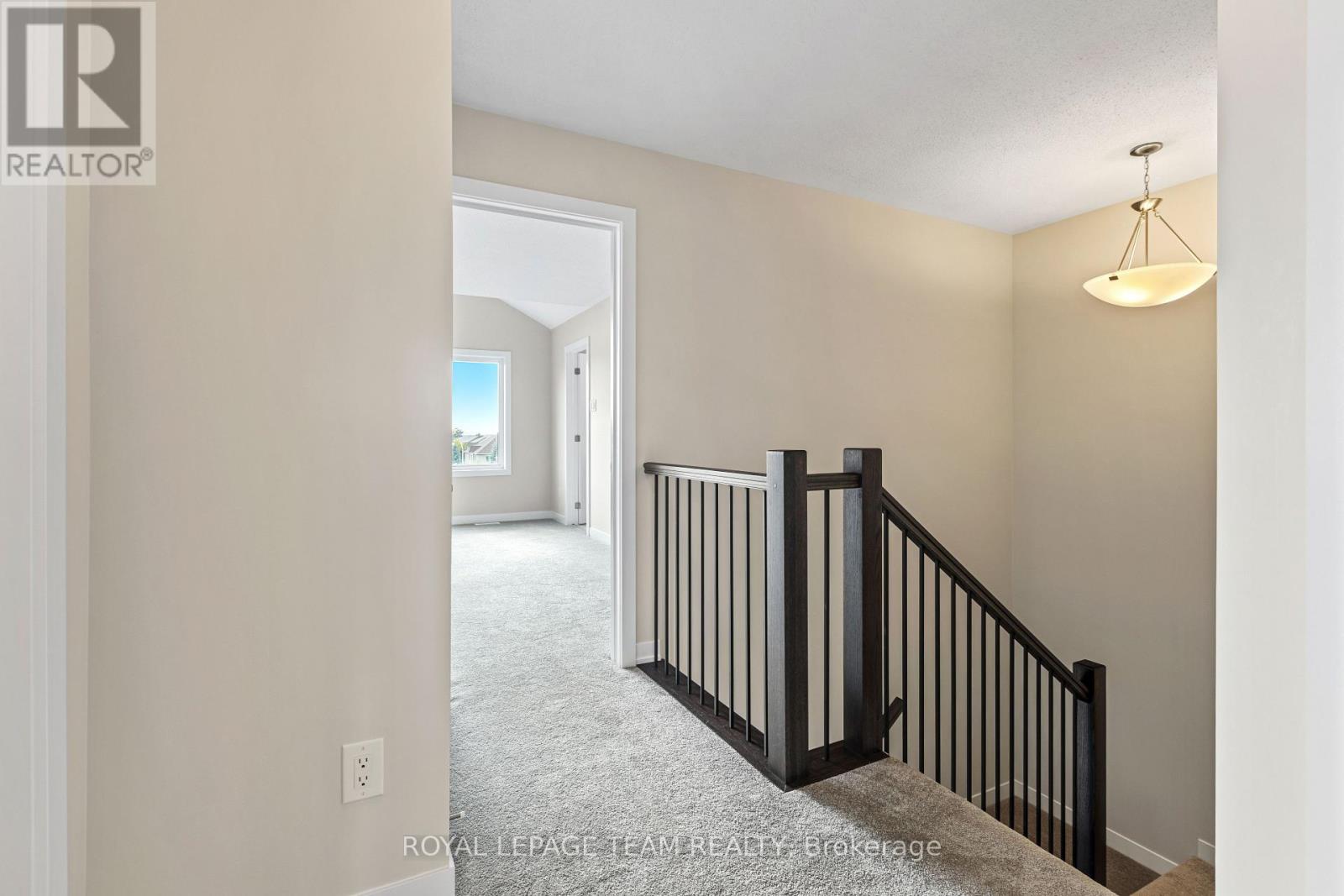 Photo 28 of 330 Falsetto Street, Ottawa ON