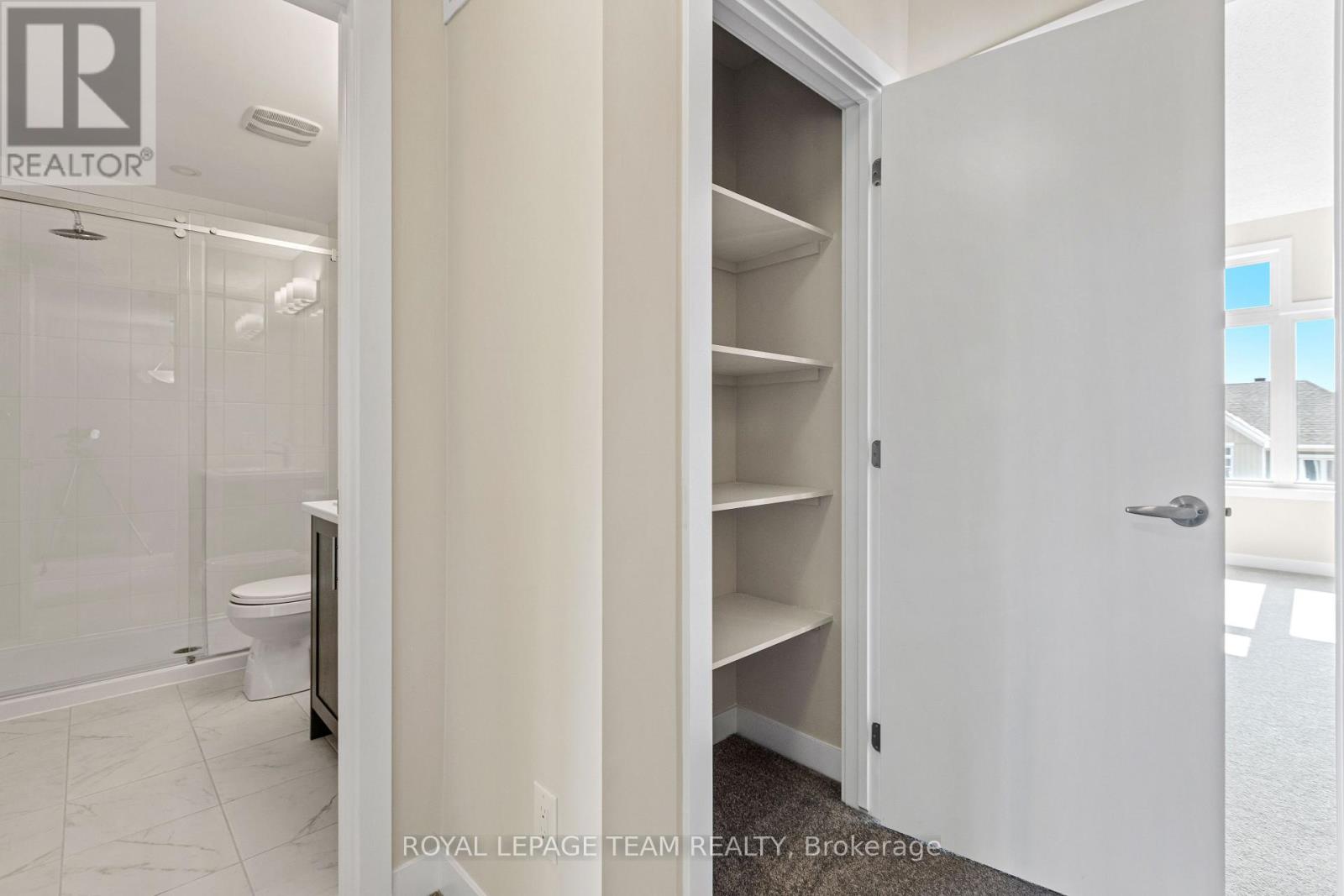 Photo 3 of 330 Falsetto Street, Ottawa ON